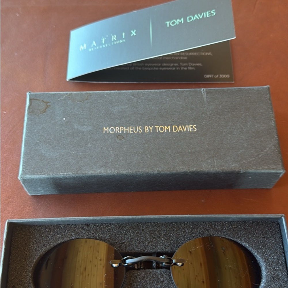 Black Sunglasses with Modern Metal Frame